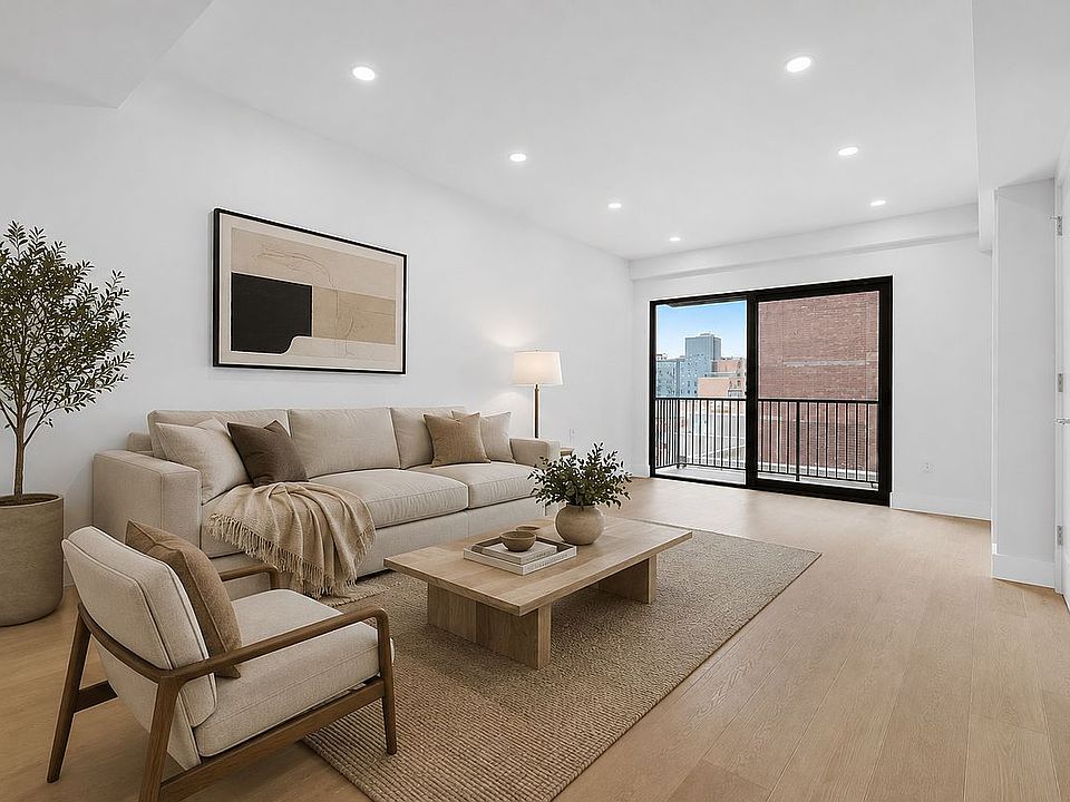 1st image of 11-32 31st Ave #4C