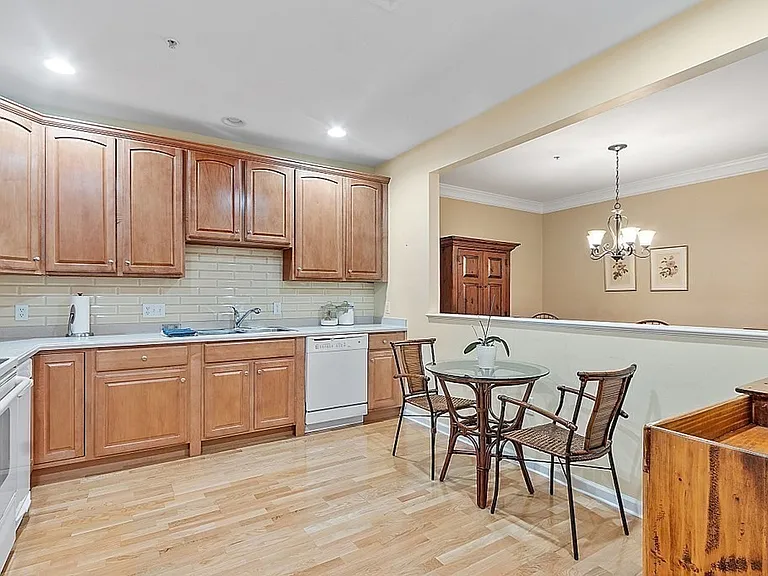 170 Haverhill St #136 — Photo 4