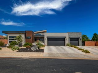 108 N Arrowhead Ln, Ivins, UT 84738