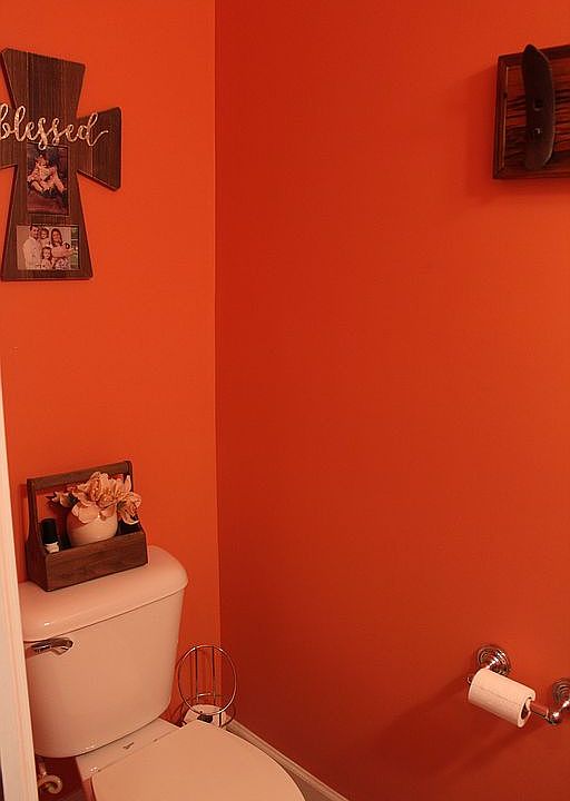 1/2 bath
