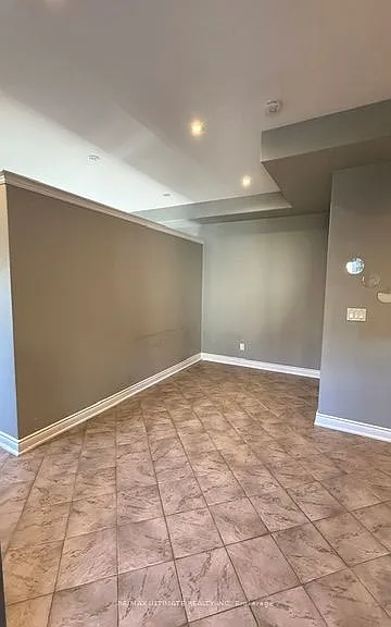 168 Chambers Ave #BASEMENT — Photo 3