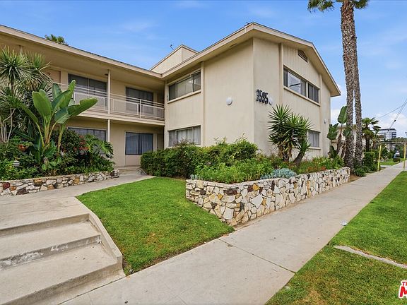 3rd image of 3585 S Sepulveda Blvd