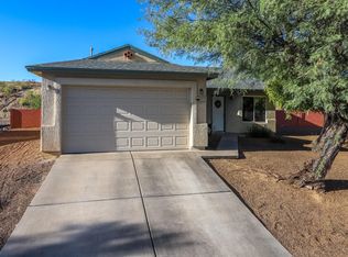 8957 E Mayberry Dr, Tucson, AZ 85730