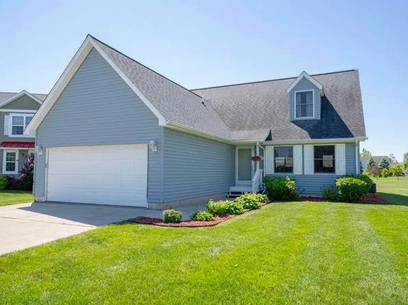 1650 Abbey Ct, Mount Pleasant, MI 48858