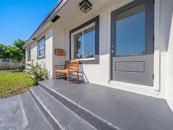 3rd image of 2440 NW 31st Ave