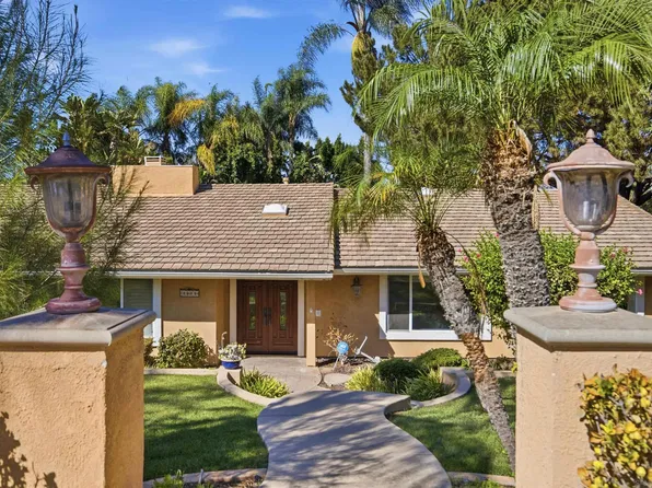 13678 Orchard Gate Rd, Poway, CA 92064