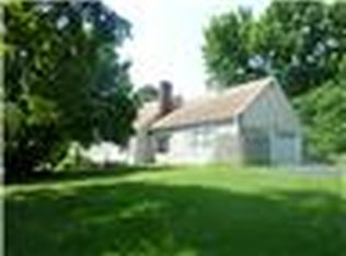 6302 Robinhood Ln, Merriam, KS 66203