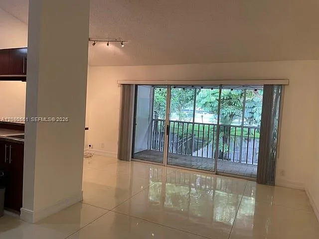 Parc Vista Condo — Photo 3