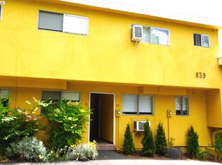 839 SW Broadway Dr APT 75, Portland, OR 97201
