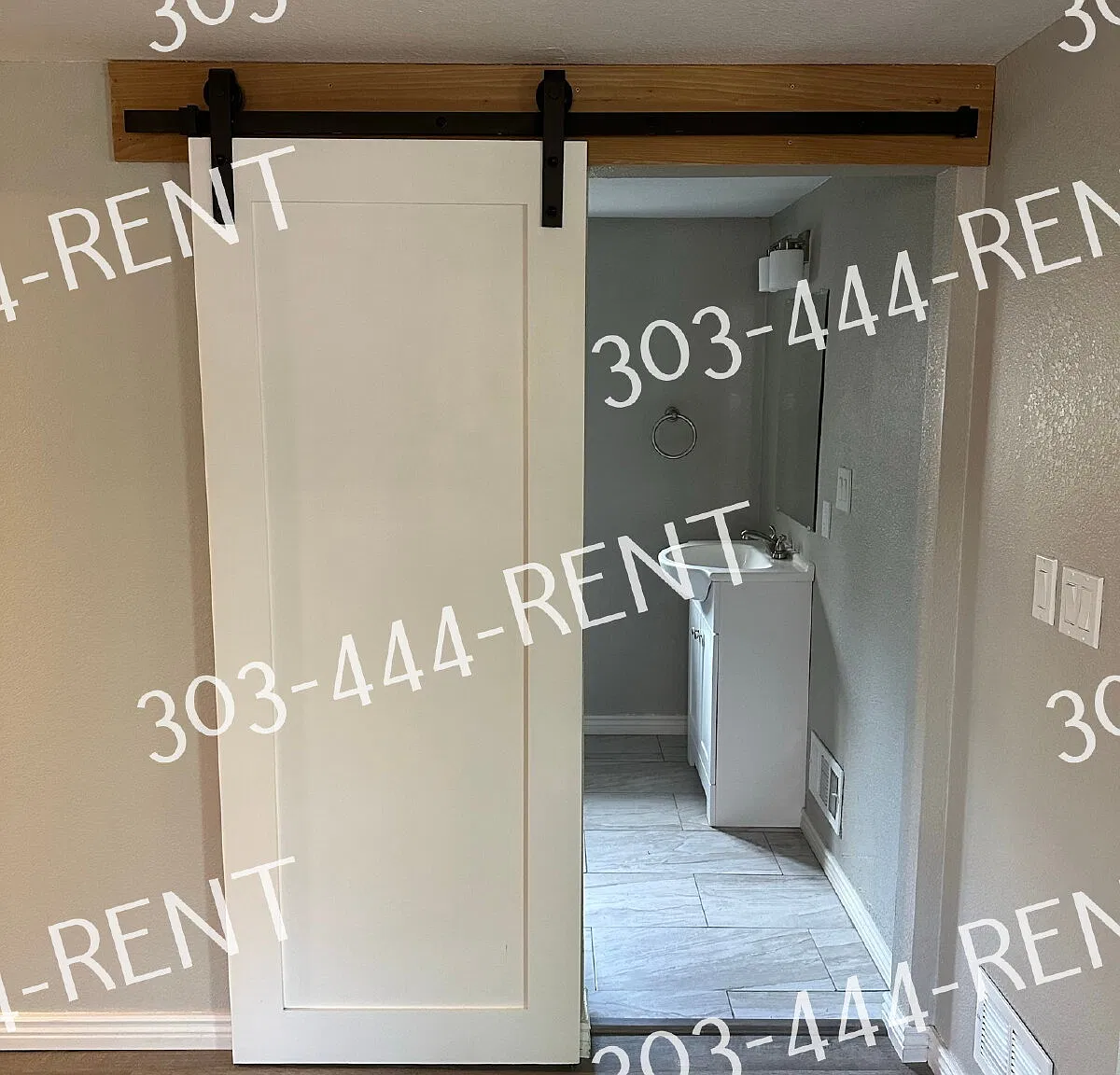 3 bed, 1452 sqft, $2,445 — Photo 2