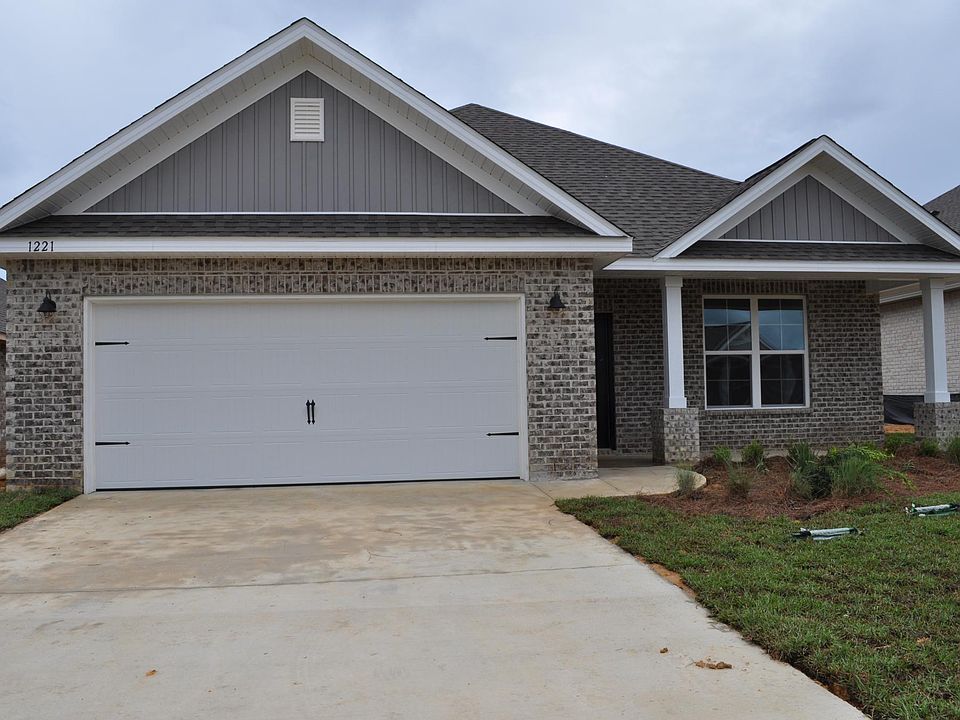1st image of 1221 Meadow Trl