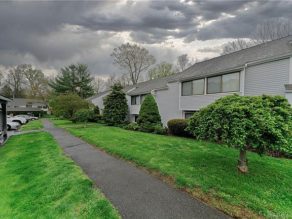 2nd image of 85 Brookwood Dr APT B