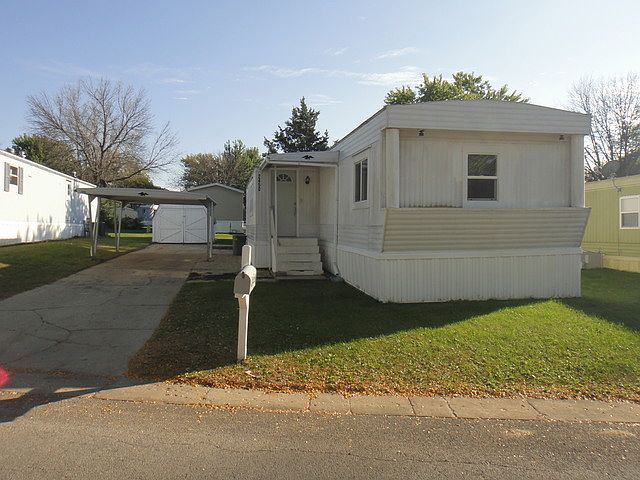 1st image of 2450 Briarwood Ln