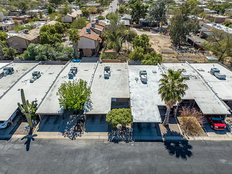 3362 E Fort Lowell Rd — Photo 23