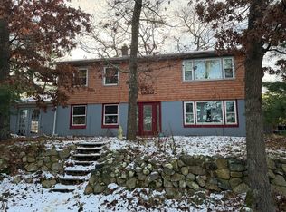 91 Lakeview Blvd, Plymouth, MA 02360