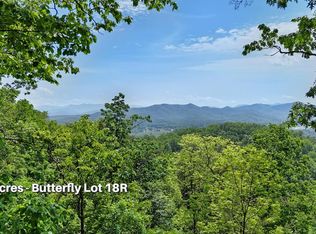 603 Butterfly Blvd, Franklin, NC 28734