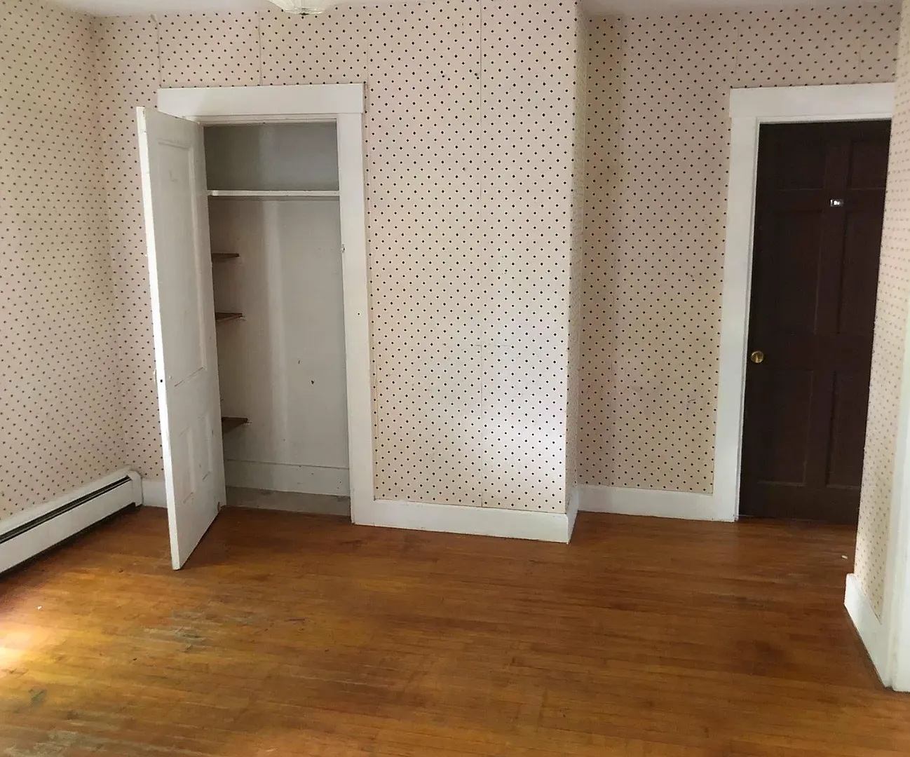 12 Jameson Street — Photo 2