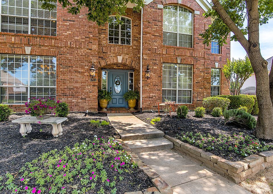 1st image of 1711 Water Lily Dr