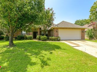 329 Fletcher Dr, Bossier City, LA 71112