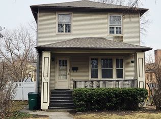 512 N Ridgeland Ave, Oak Park, IL 60302