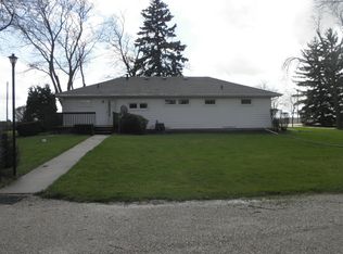 2110 Nelson Rd, Morris, IL 60450