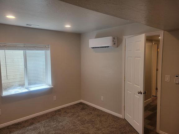 5th image of 13592 S Santa Anita Ct #Basement