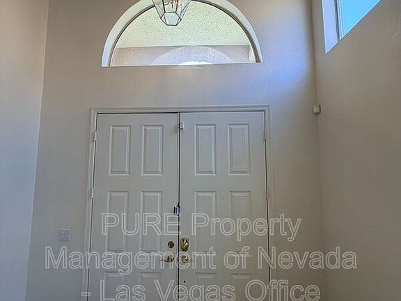 4th image of 925 Lexington Cross Dr
