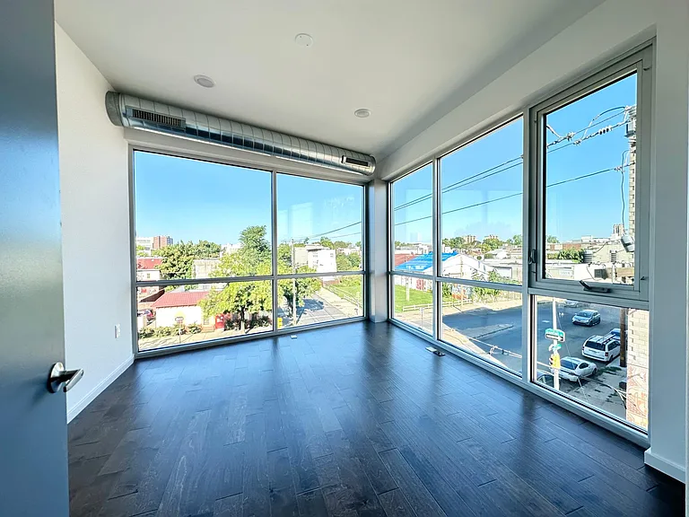 2059 Germantown Ave #9 — Photo 12