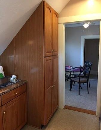 5th image of 364 Commercial St Unit 2