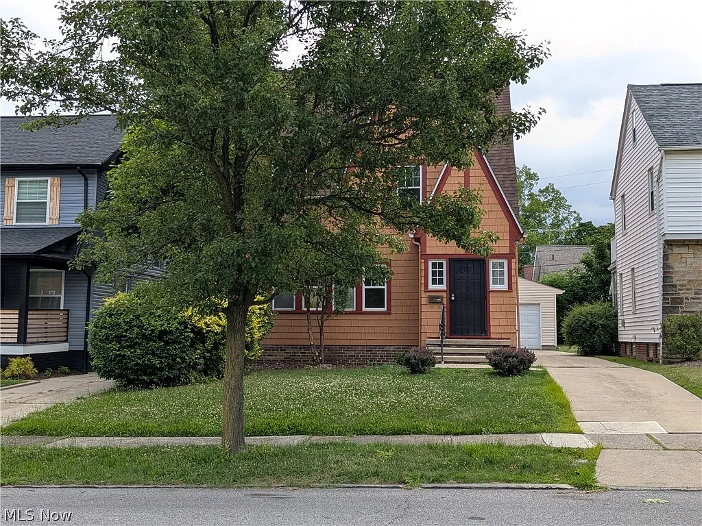4 bed, 1499 sqft, $1,895 — Photo 2