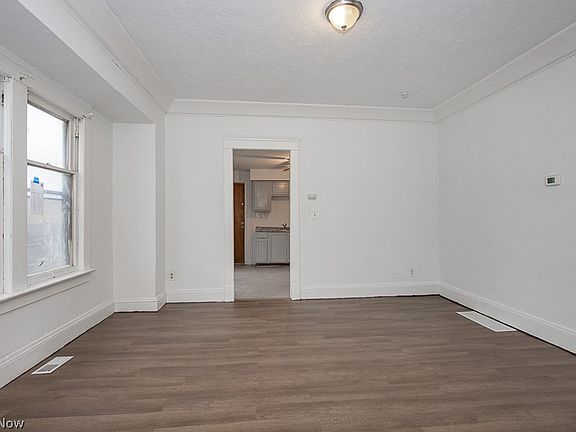 4th image of 4153 E 123rd St