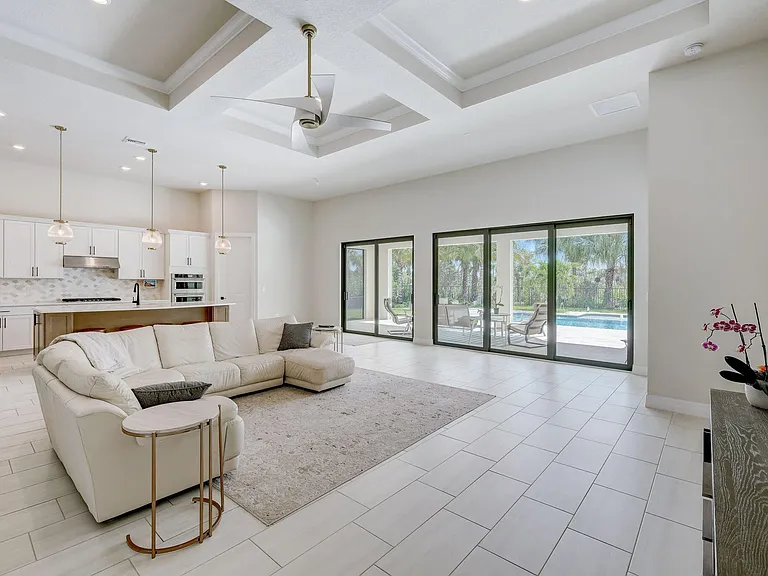 9234 Balsamo Dr — Photo 8