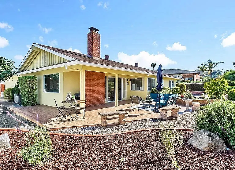 16640 San Salvador Rd — Photo 2