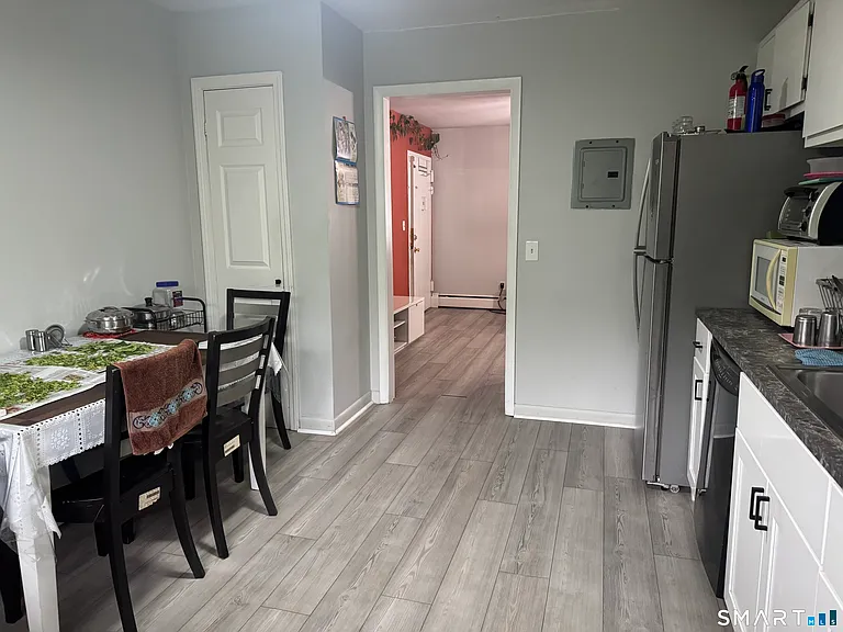 44 Racebrook Rd #B — Photo 7