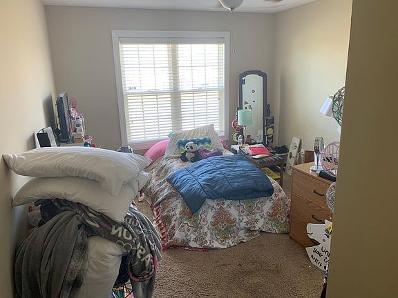 5th image of 2304 B Chavis Dr