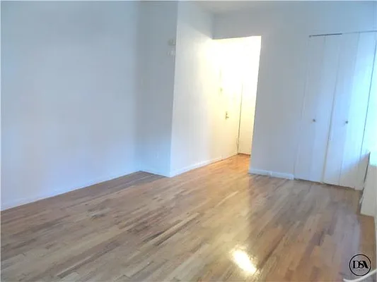 Rented by DSA Realty | media 6