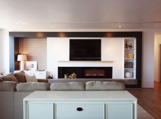 1 Lake Shore Blvd SUITE 912, Bratenahl, OH 44108