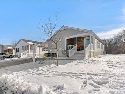 47 Red Tail Trl, Tiverton, RI, 02878