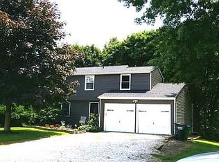 1640 Steese Rd, Uniontown, OH 44685