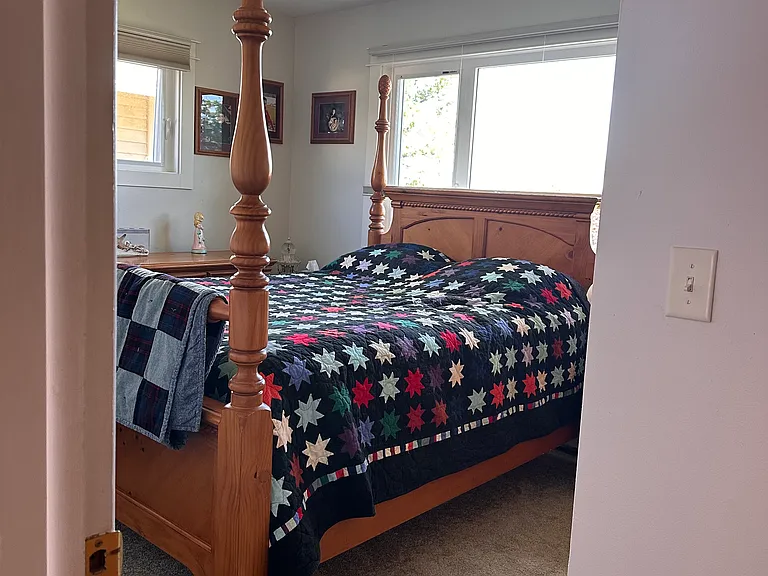 205 E Chinook St — Photo 7
