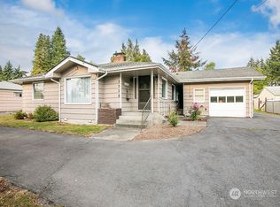 3232 Laurel Rd, Longview, WA 98632