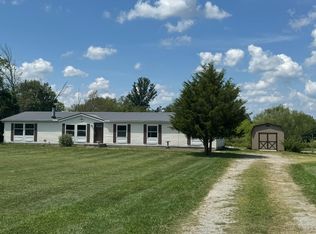 102 Penquite Rd, Blanchester, OH 45107
