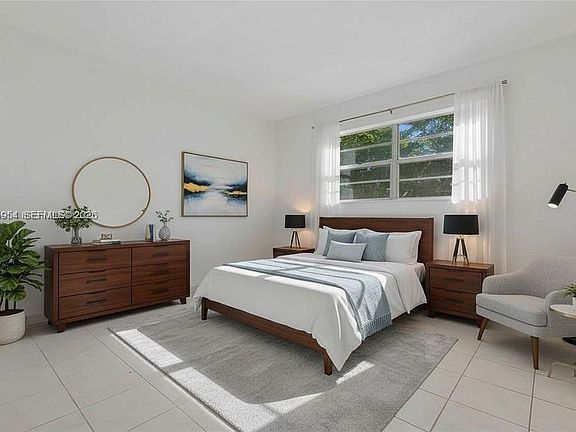 2nd image of 5141 W Oakland Park Blvd #210