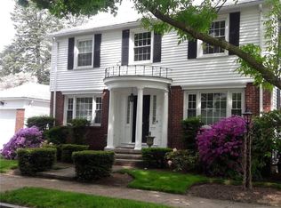 45 Moorland Ave, Providence, RI 02908