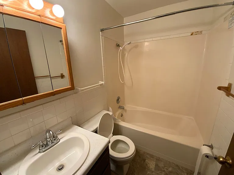 560 N East Park Ln — Photo 45