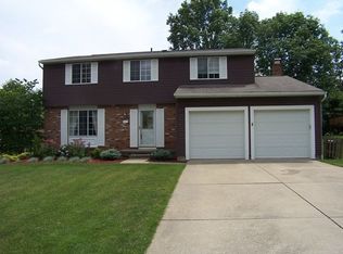 2828 E Celeste View Dr, Stow, OH 44224