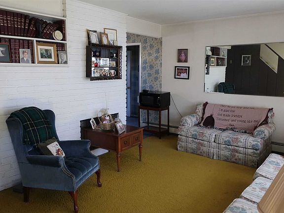 3rd image of 177 Brittle Ln