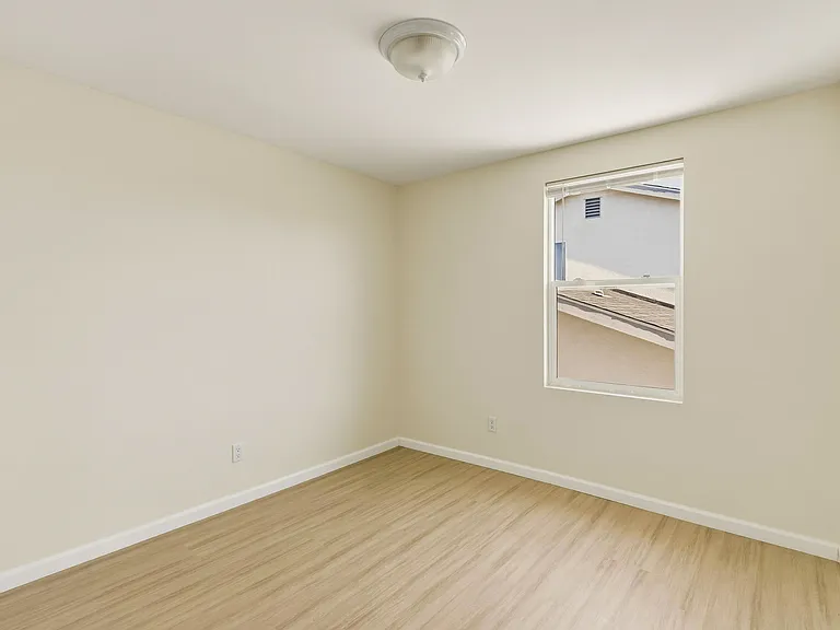 10909 S Burin Ave — Photo 19
