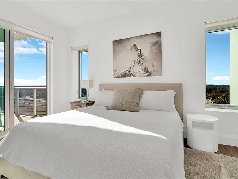 2910 W Barcelona St #1004 — Photo 30