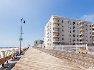 522 Shore Rd APT 3D, Long Beach, NY 11561